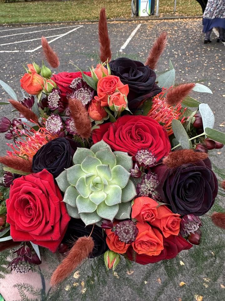 Luxury bouquet by Flowers by Joan